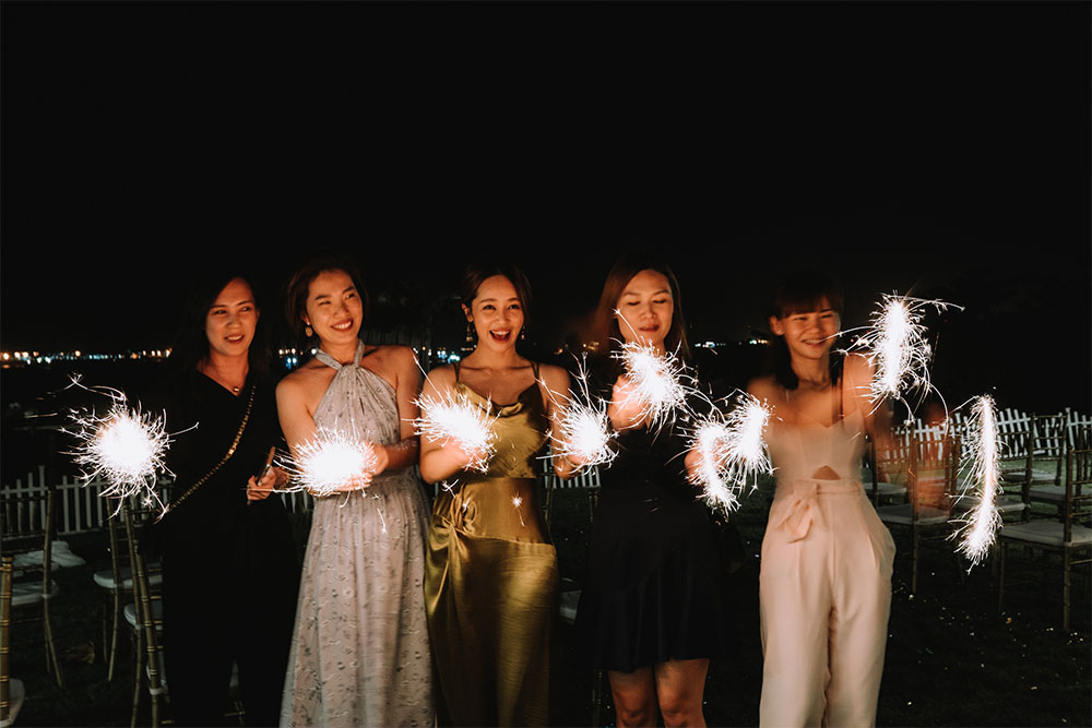 Actual Day Wedding Photography - Fay Tan w Sparklers